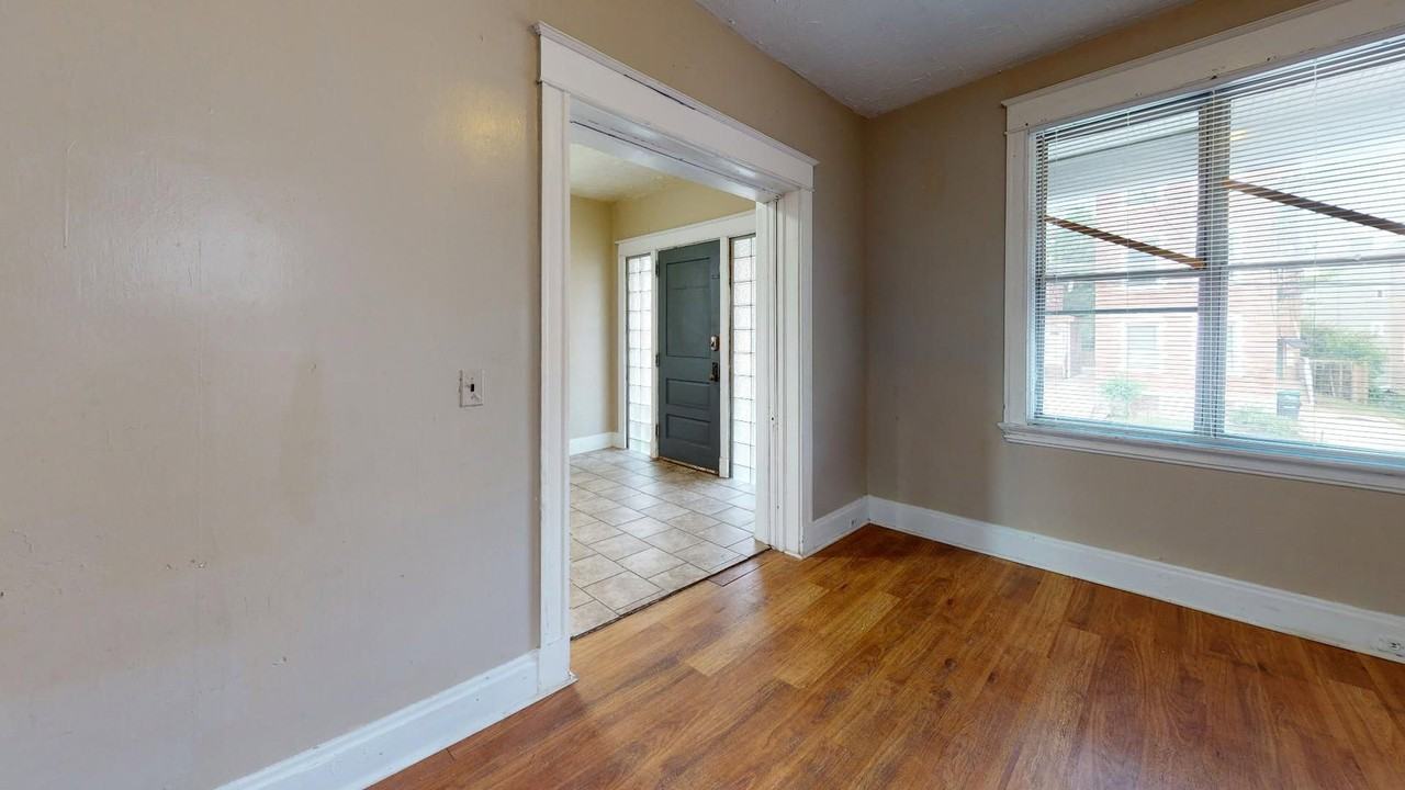 2305 Rohs St - Photo 5 of 14