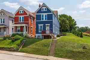 featured image of 4338 Vine St #2