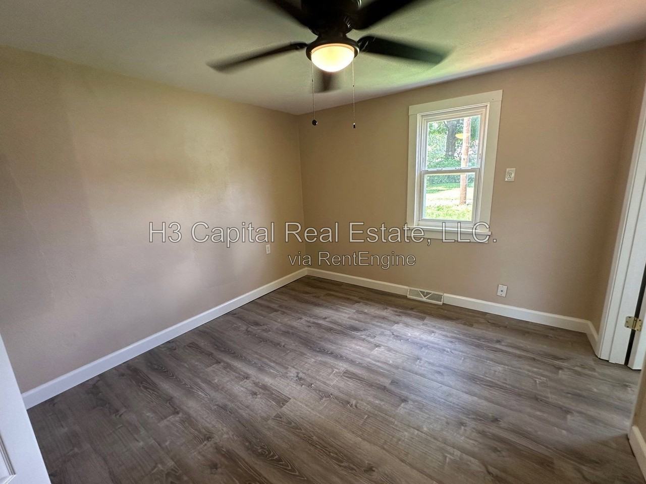 435 N 38th St - Photo 5 of 7