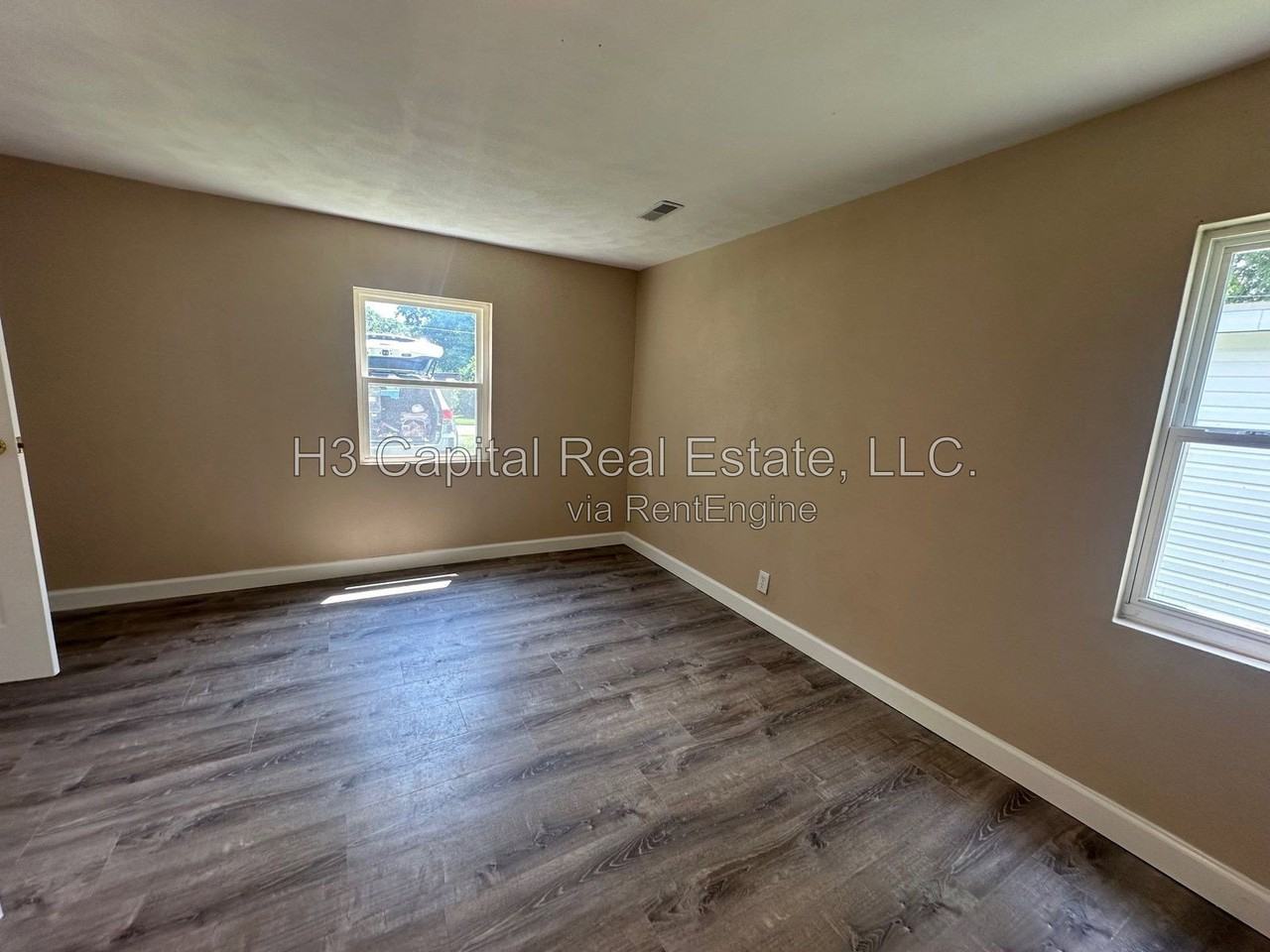 435 N 38th St - Photo 6 of 7
