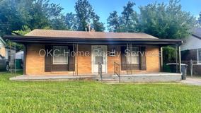 2048 Ne 18th St - Photo 1 of 1