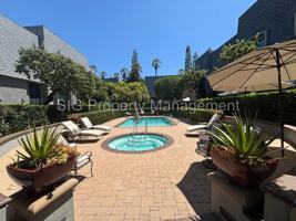 featured image of 352 S Orange Grove Blvd #15