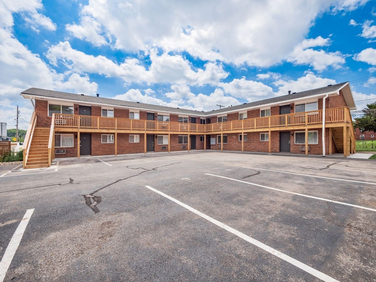 593 Riverview Dr #K - Photo 2 of 22