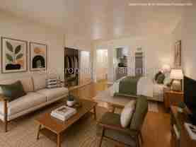 526 E Windsor Rd #4 - Photo 1 of 1