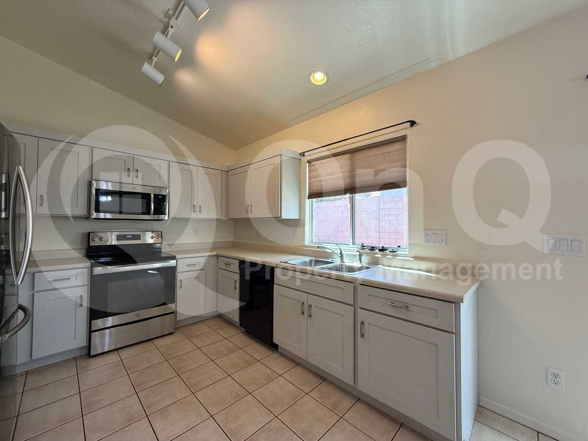 6641 E Rollins St - Photo 2 of 17