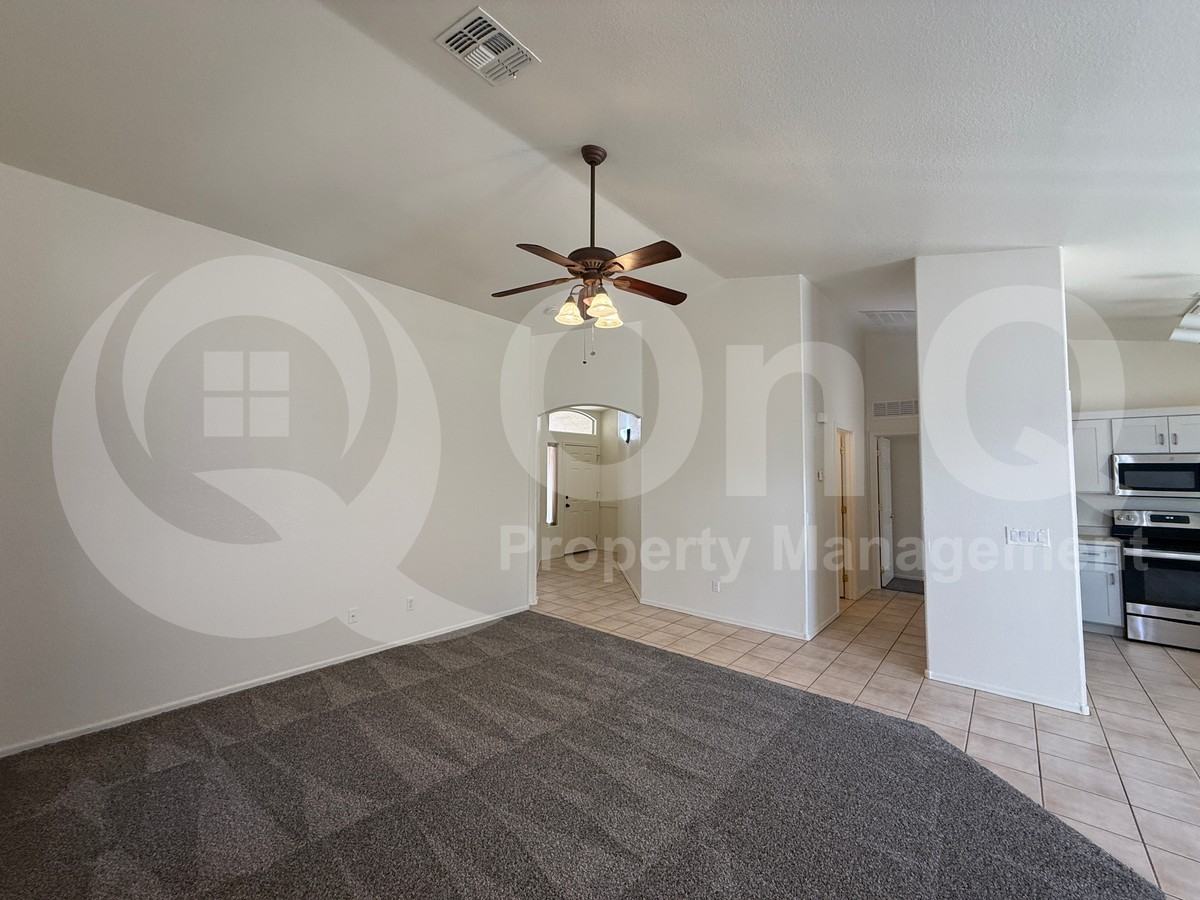 6641 E Rollins St - Photo 6 of 17