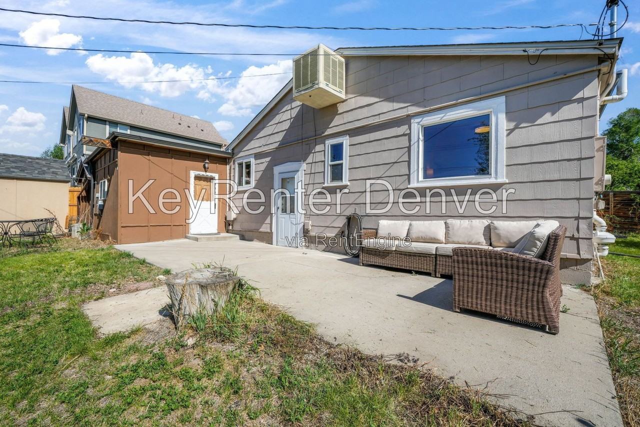 11860 W Independence Ave - Photo 6 of 50