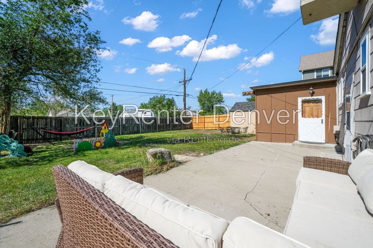 11860 W Independence Ave - Photo 7 of 50