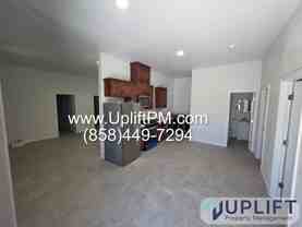 9013 N Magnolia Ave - Photo 1 of 1