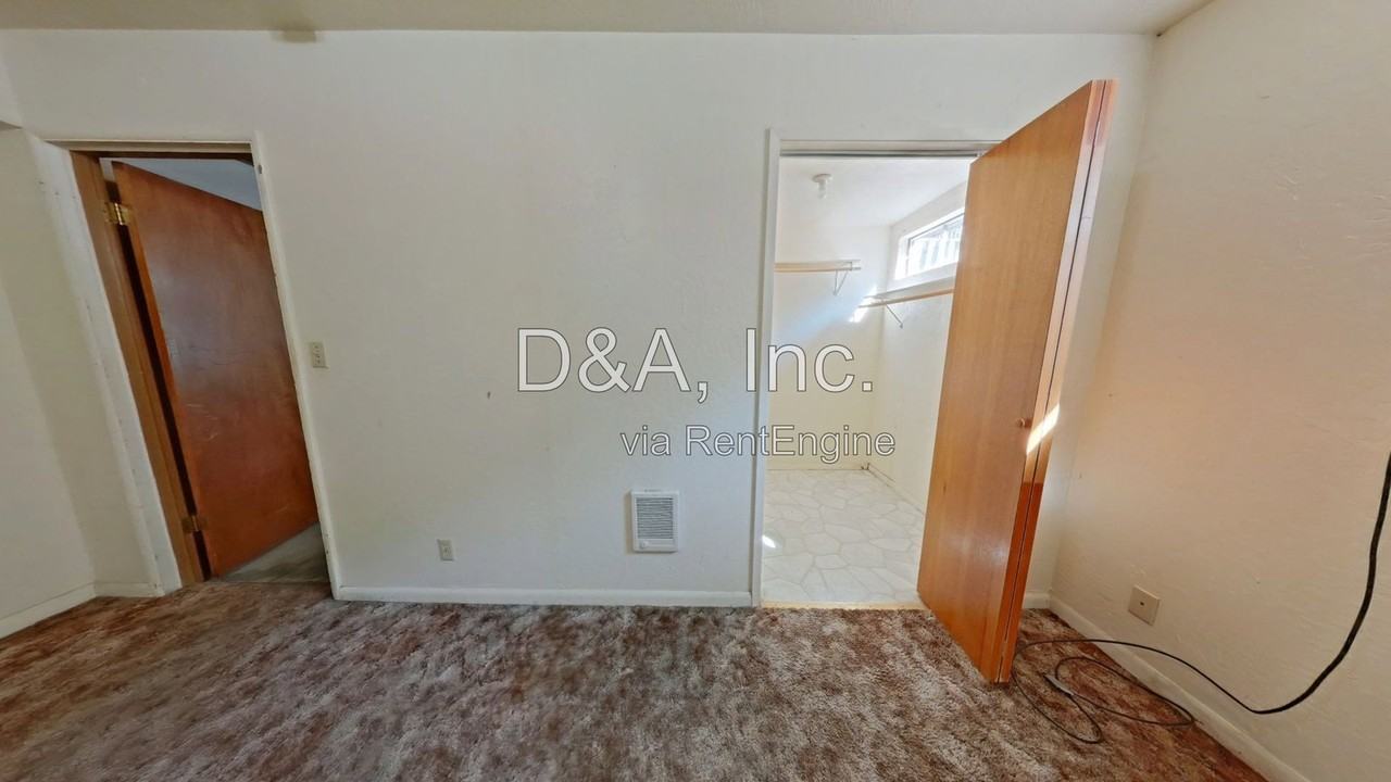731 Nw 15th St - Photo 6 of 13