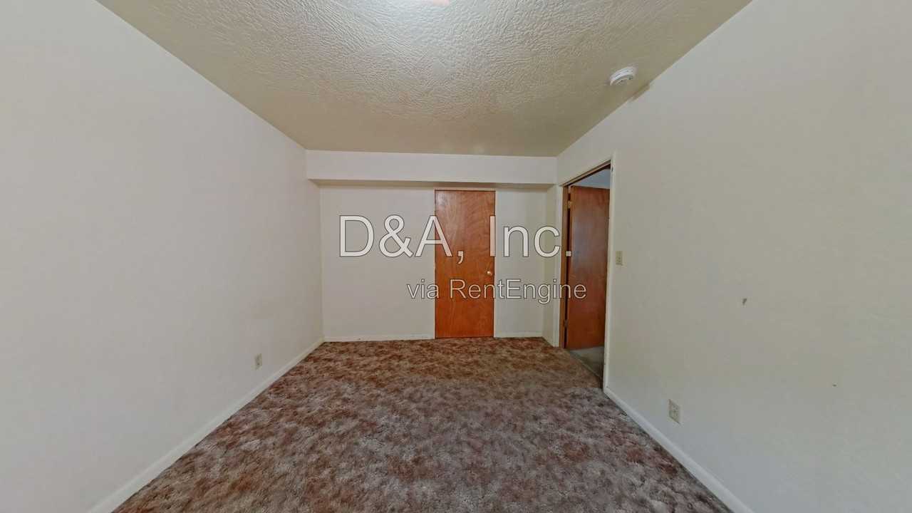 731 Nw 15th St - Photo 7 of 13