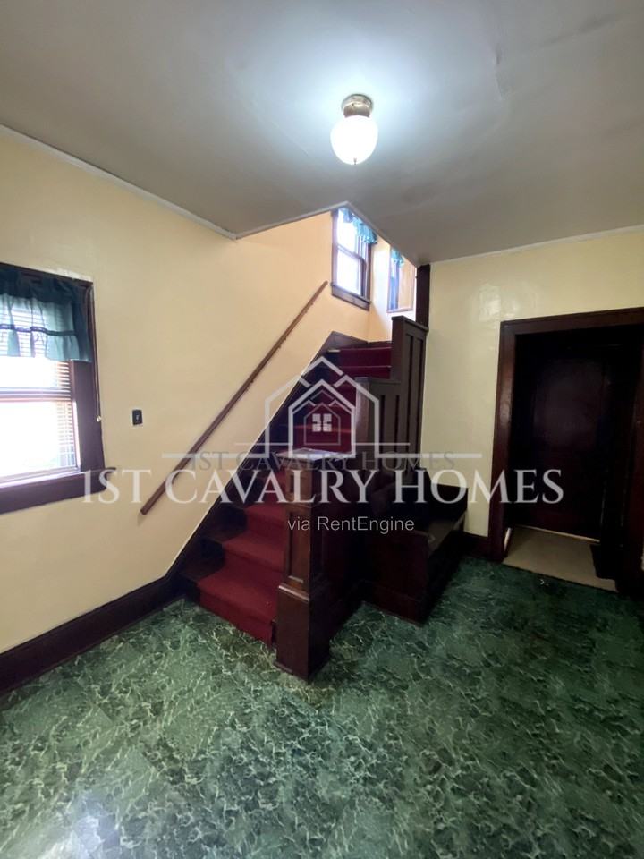 1383 Curtis St #2 - Photo 4 of 19