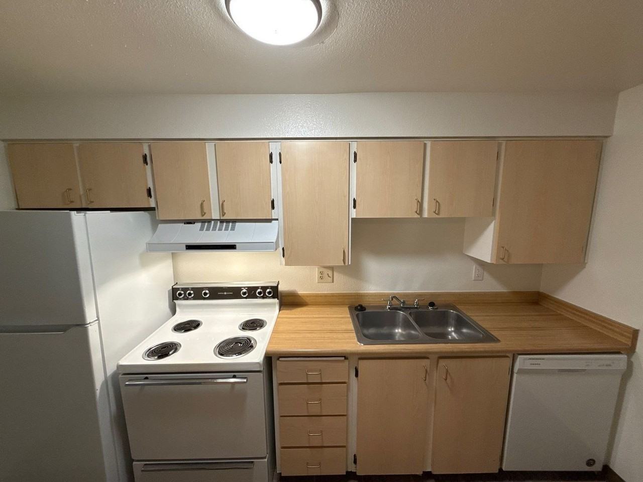 4788 Skyline Rd S #14 - Photo 6 of 42