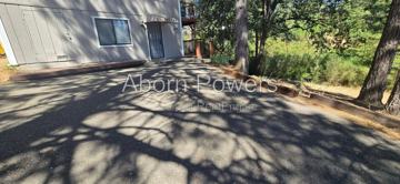 featured image of 2787 Boardwalk St #B