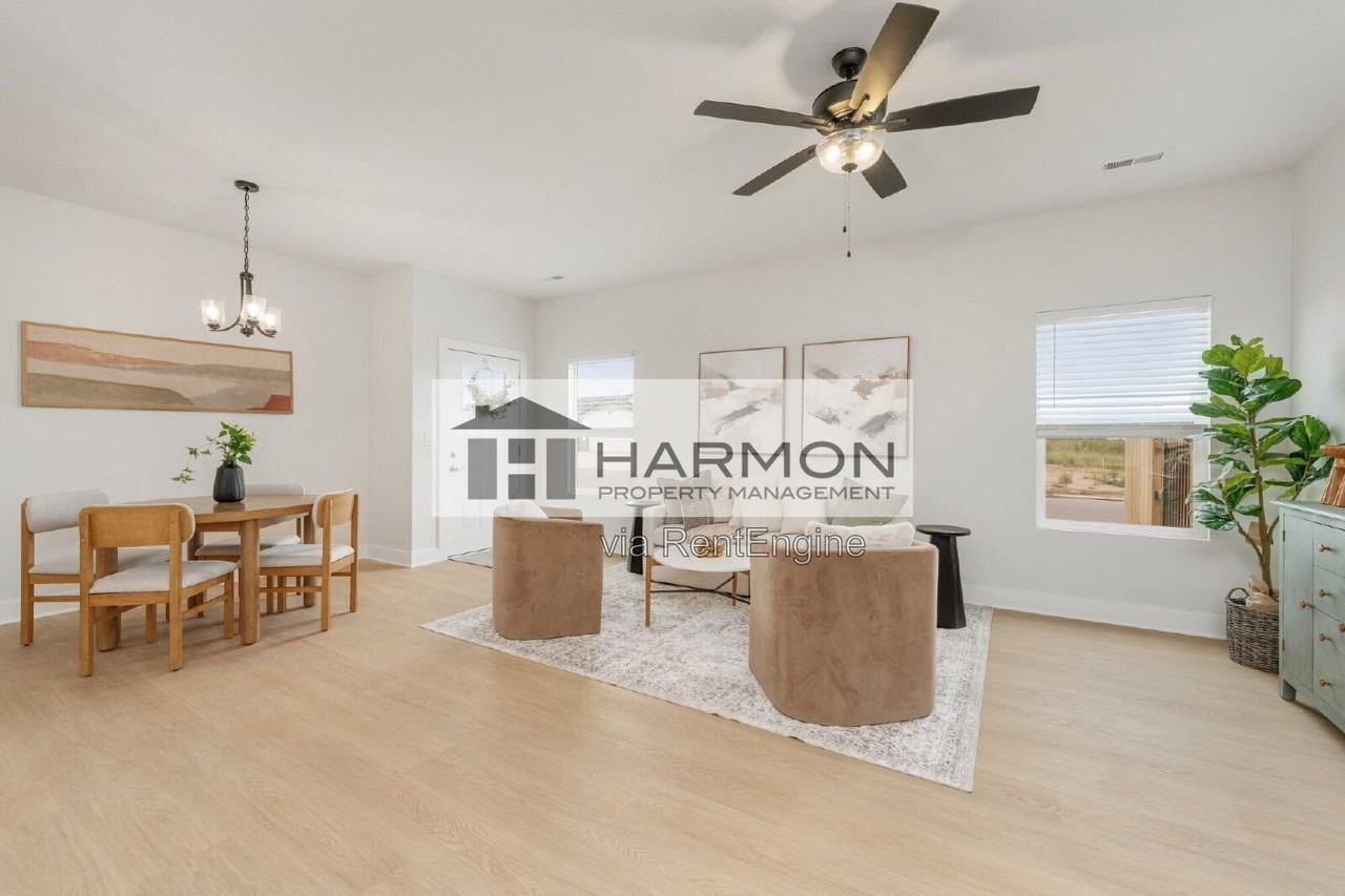 2112 N Reece St - Photo 2 of 15