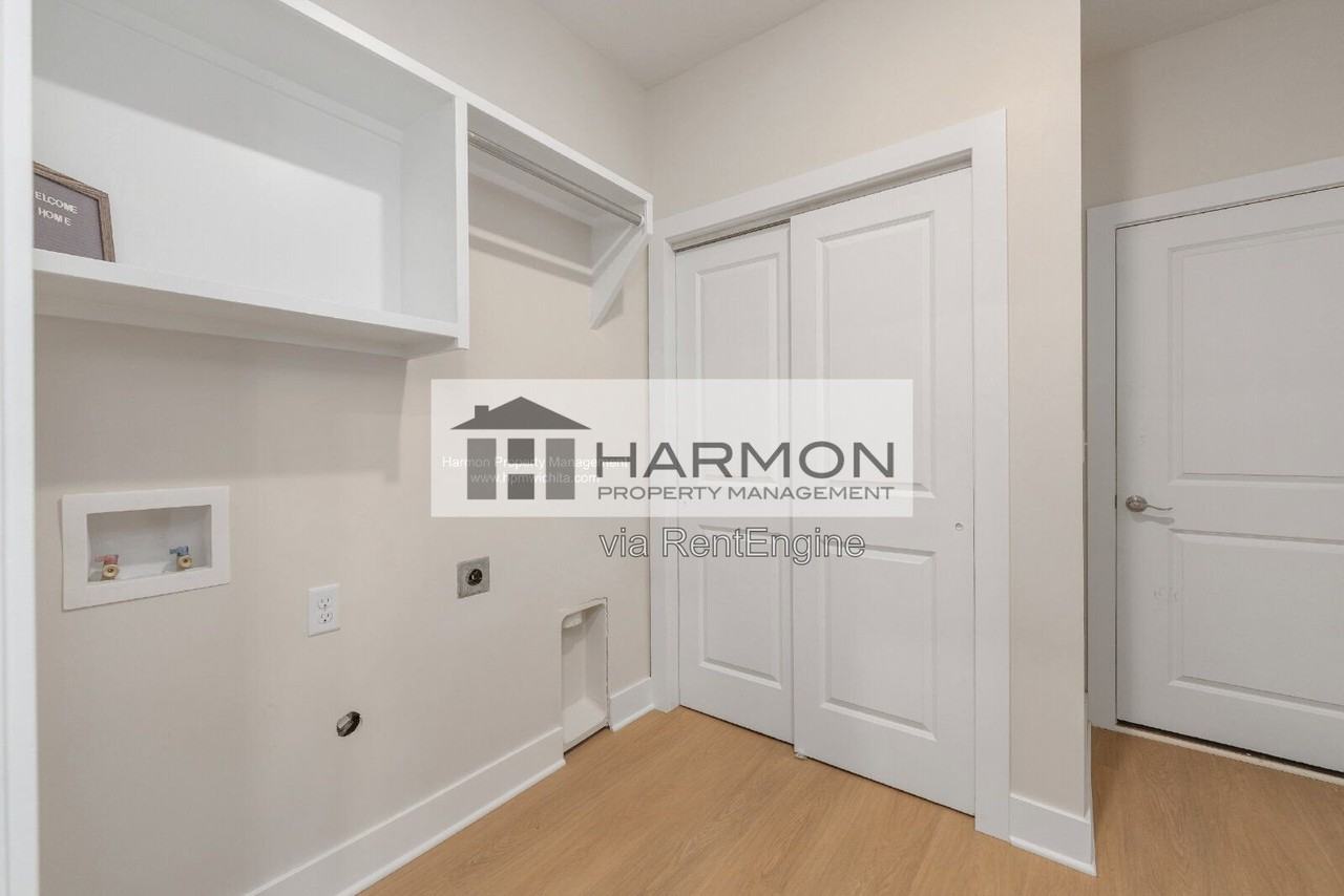 2112 N Reece St - Photo 6 of 15