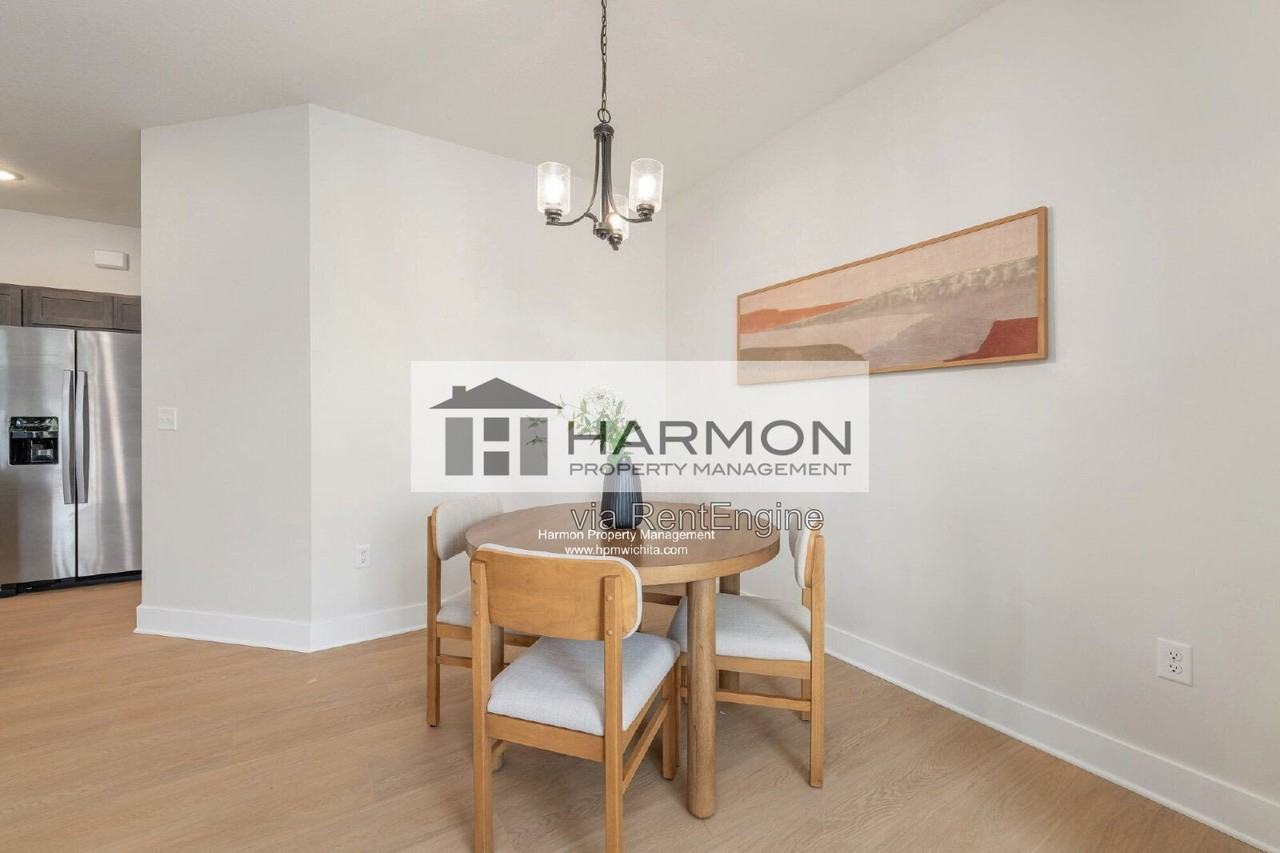 2112 N Reece St - Photo 7 of 15