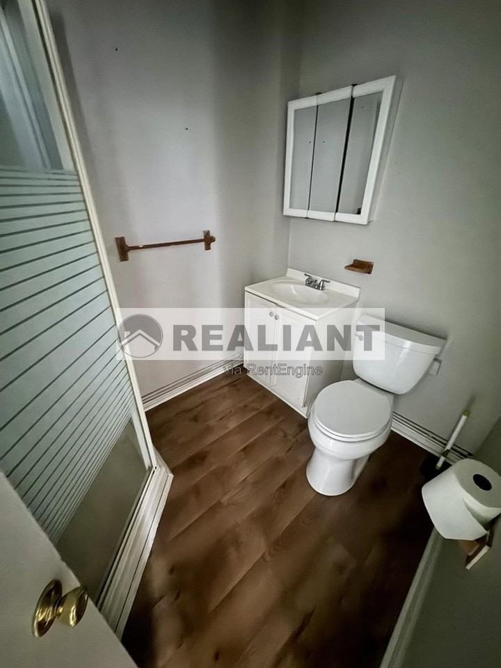 2227 Howell St #1 - Photo 6 of 14