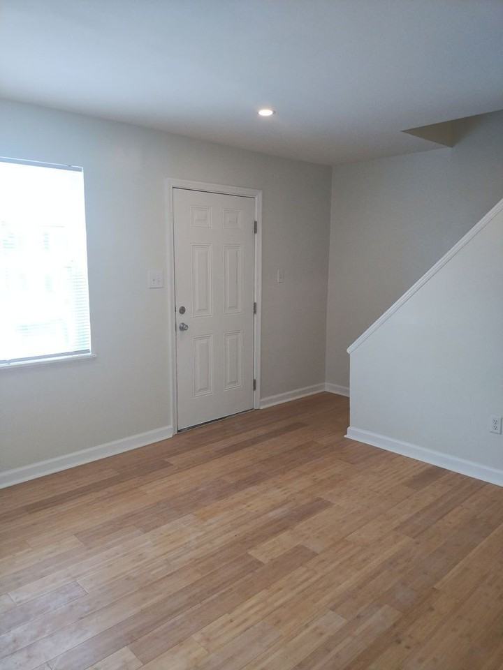 2000 Lamb Ave #A - Photo 2 of 10