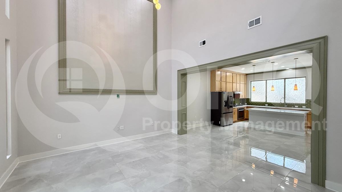 4707 Ruiz St - Photo 6 of 36