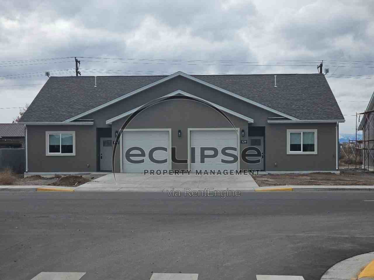 529 Washington Ave - Photo 2 of 17
