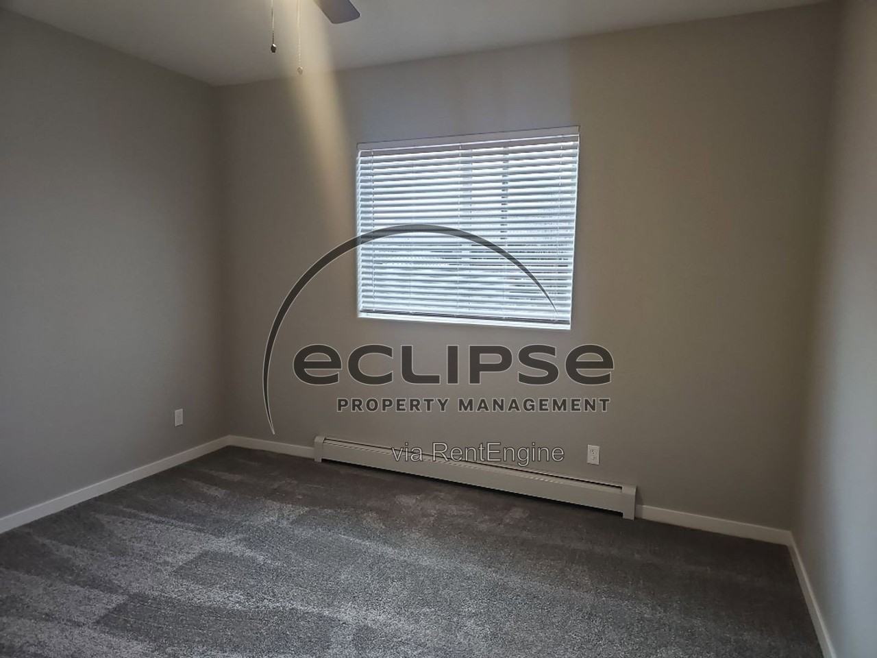 529 Washington Ave - Photo 5 of 17