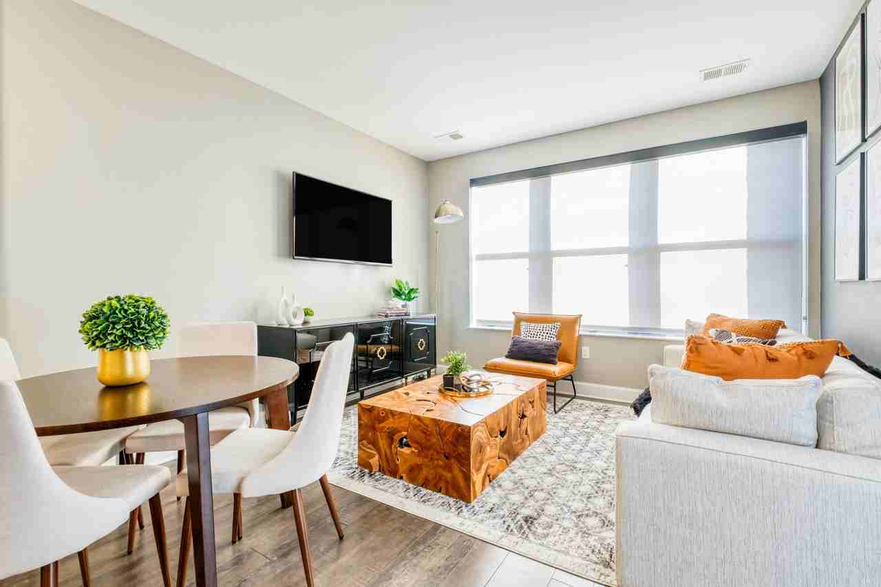 Notch 8 - Photo 5 of 47