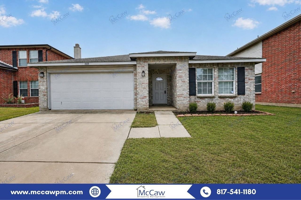 1608 Diamond Lake Trl