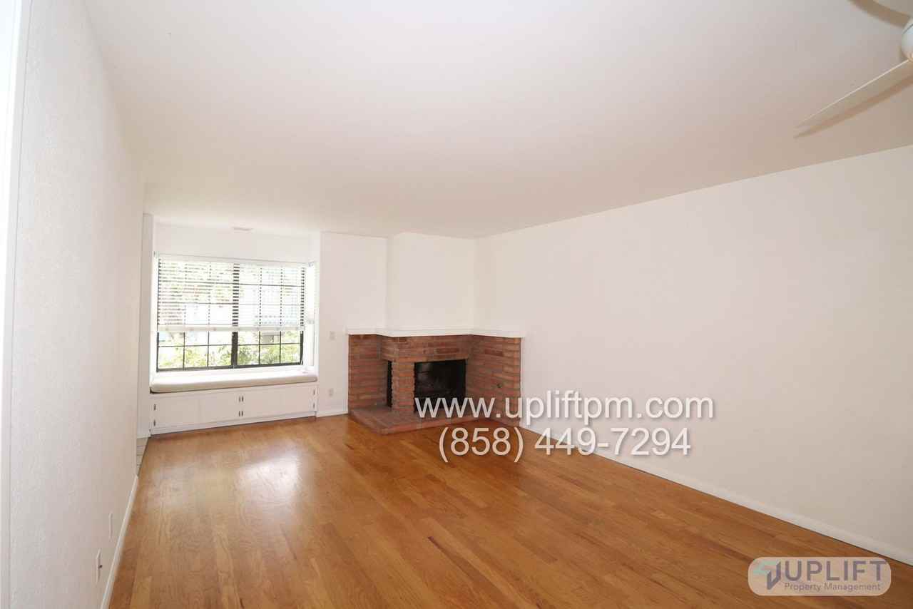 4084 Crystal Dawn Ln #106 - Photo 5 of 17