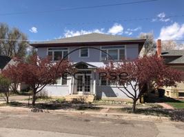 featured image of 711 2nd St #4