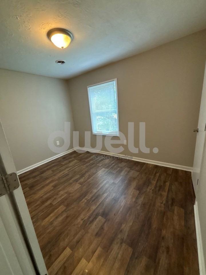 2445 Yates Dr - Photo 7 of 10