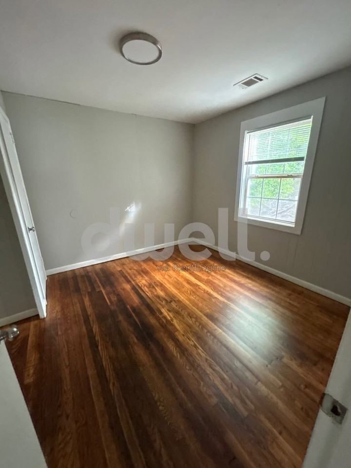 2545 Dover St - Photo 3 of 12