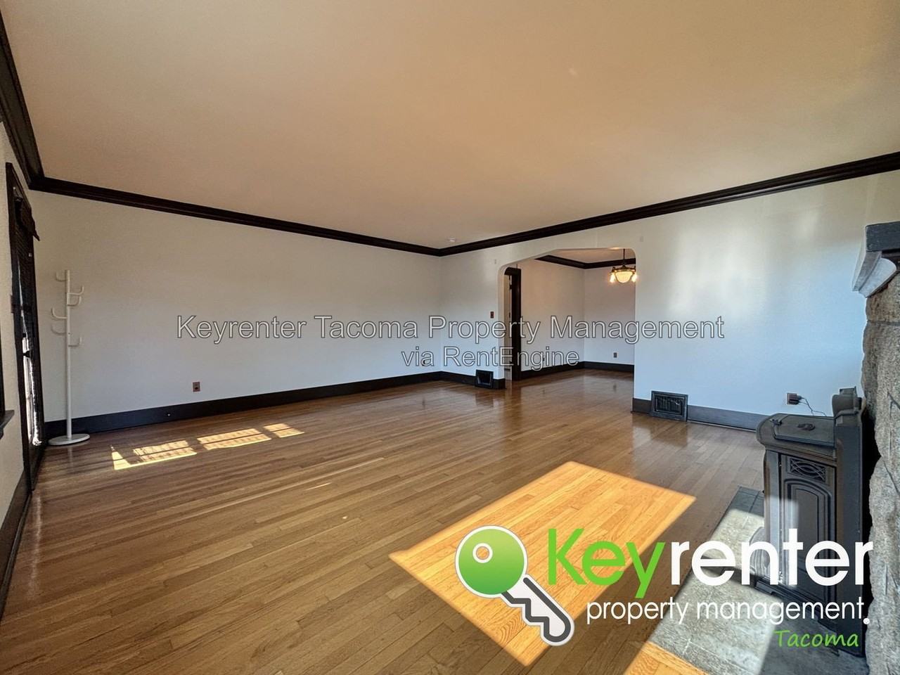 3739 Fawcett Ave - Photo 4 of 27