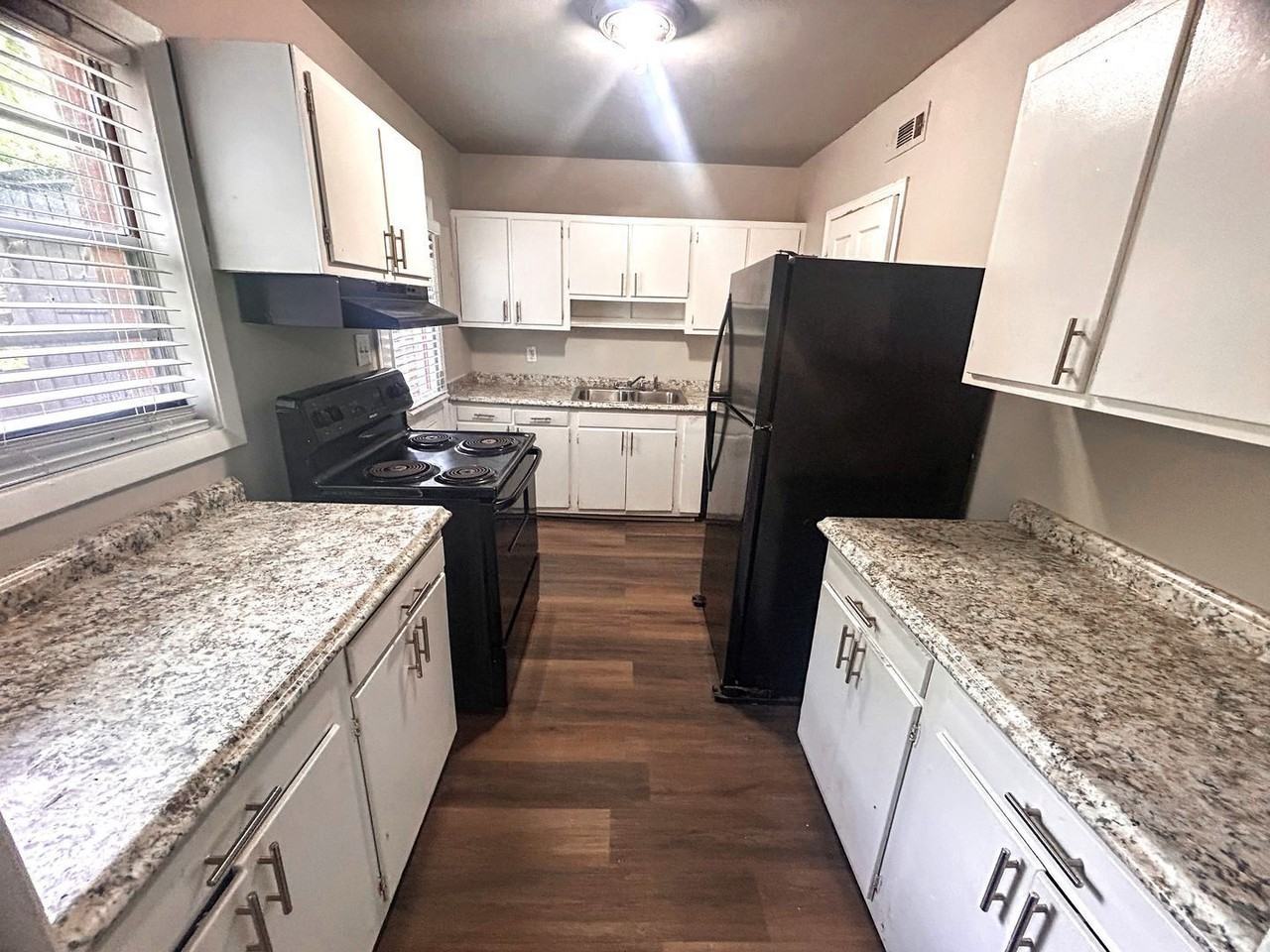 212 Ridgewood Ave #212 - Photo 3 of 41