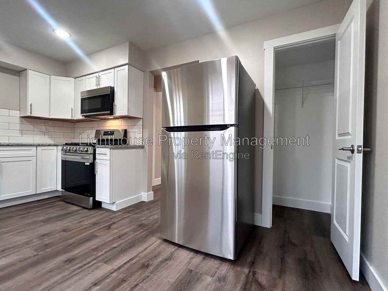 2875 Taft Ave Sw #15 - Photo 4 of 17