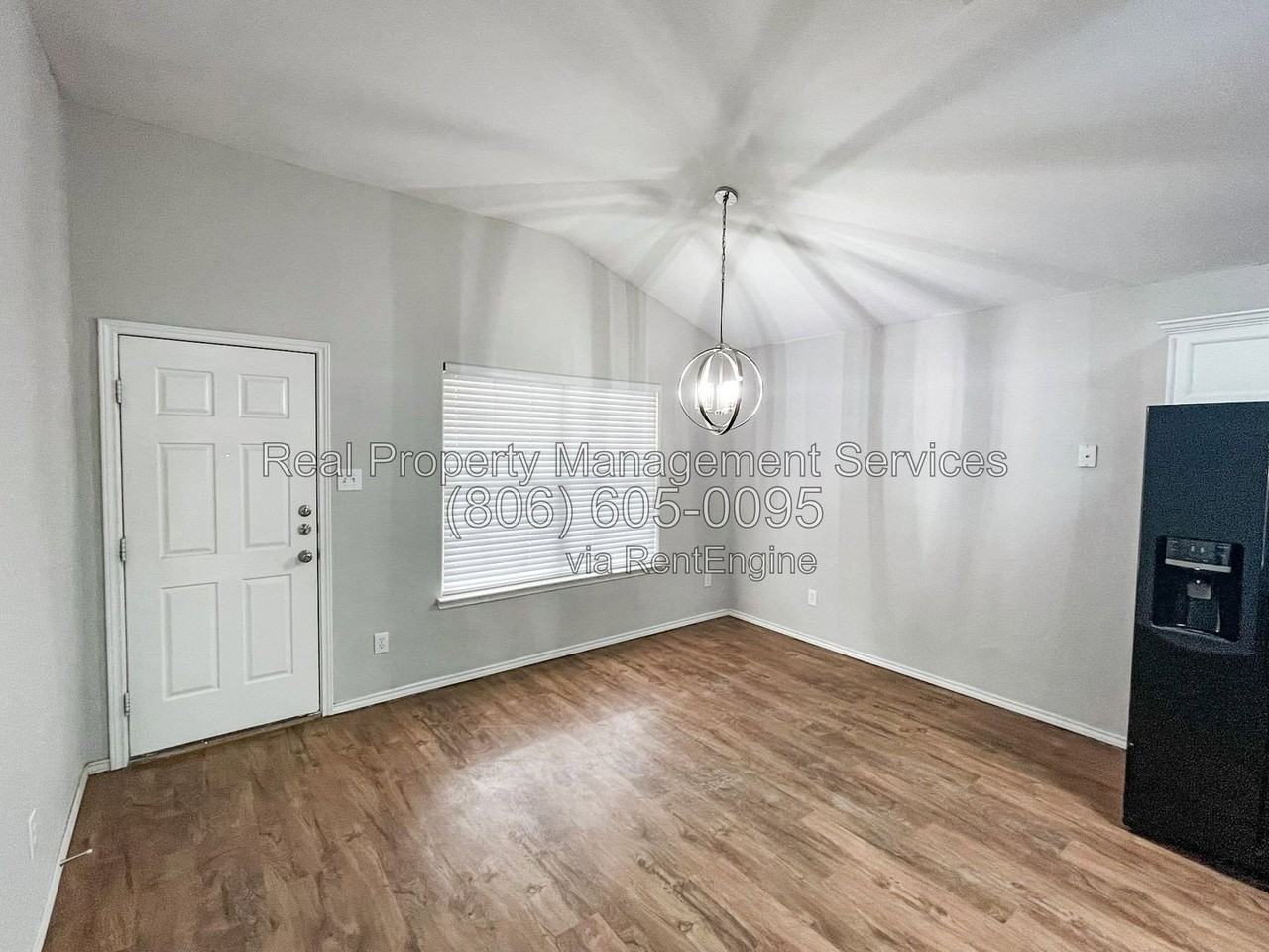 6513 91st Pl - Photo 4 of 11