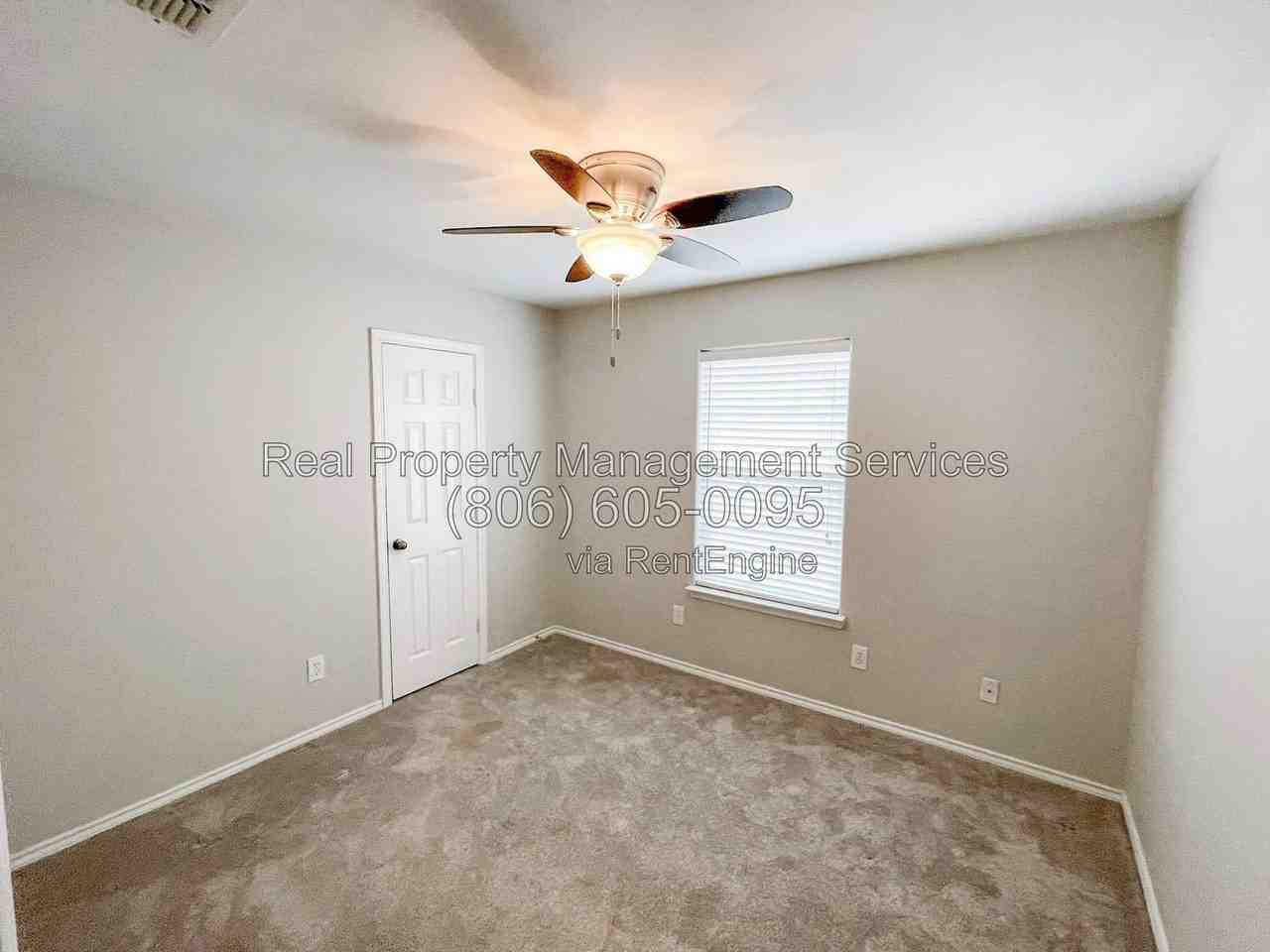 6513 91st Pl - Photo 5 of 11