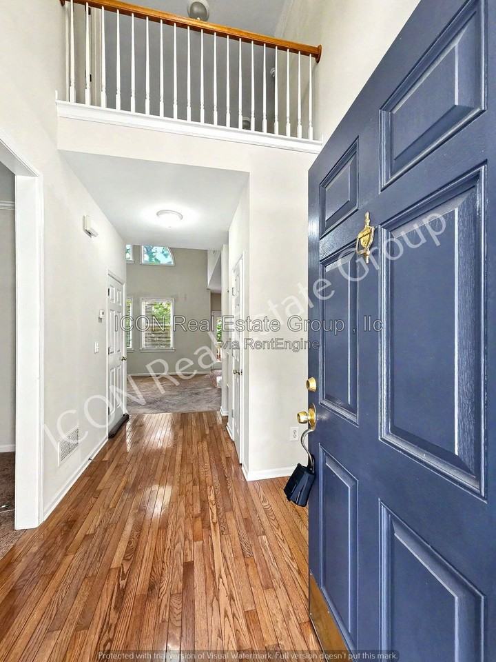 48 Golden Aster Trce - Photo 4 of 27
