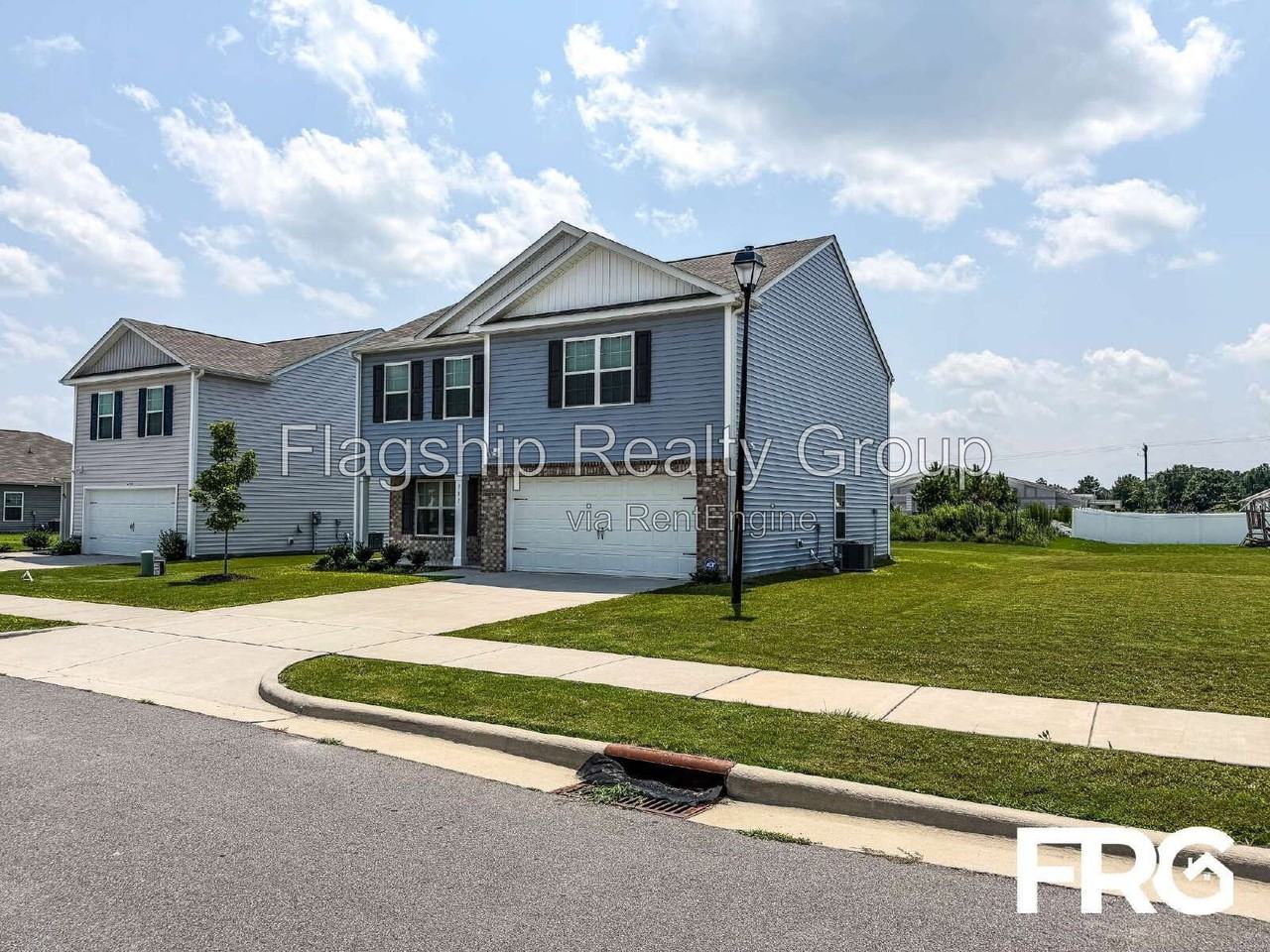 302 Ivory Ln