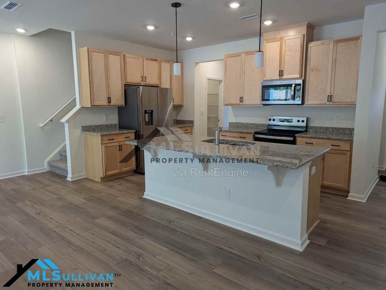 173 Cabernet Dr #1 - Photo 2 of 17
