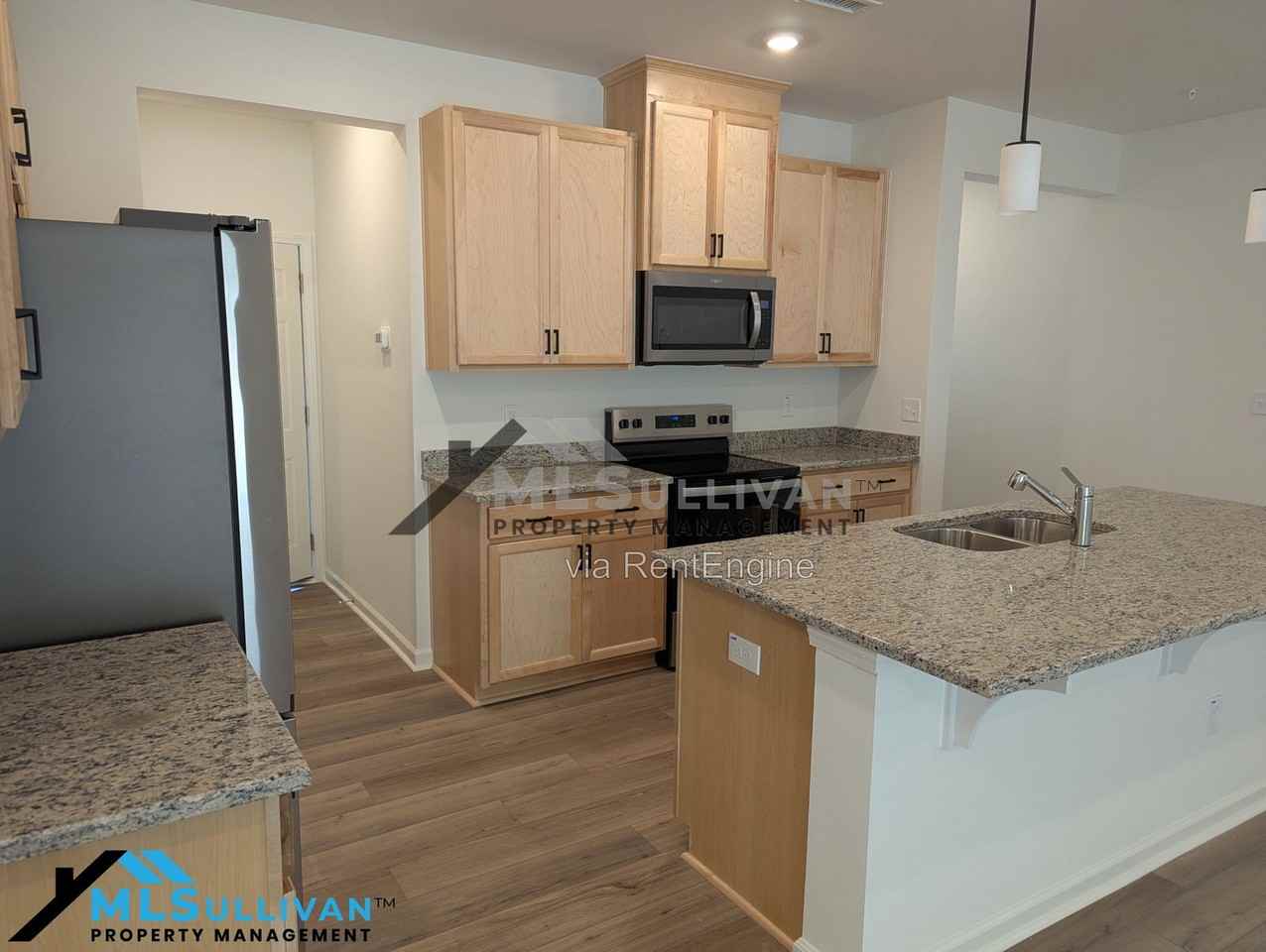 173 Cabernet Dr #1 - Photo 4 of 17