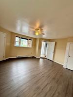 featured image of 560 N Pine St #3