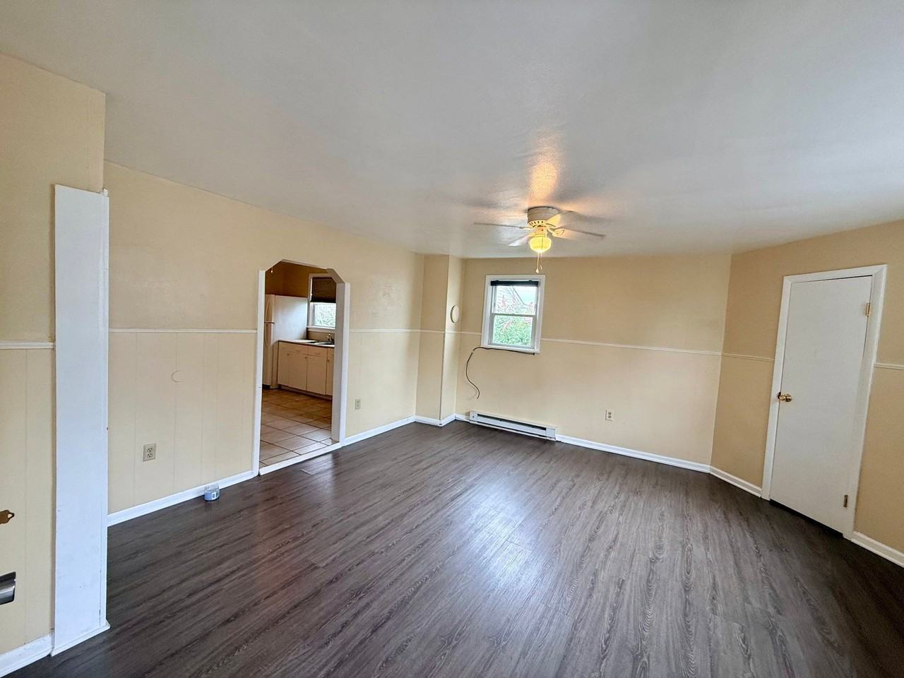 560 N Pine St #3 - Photo 2 of 17