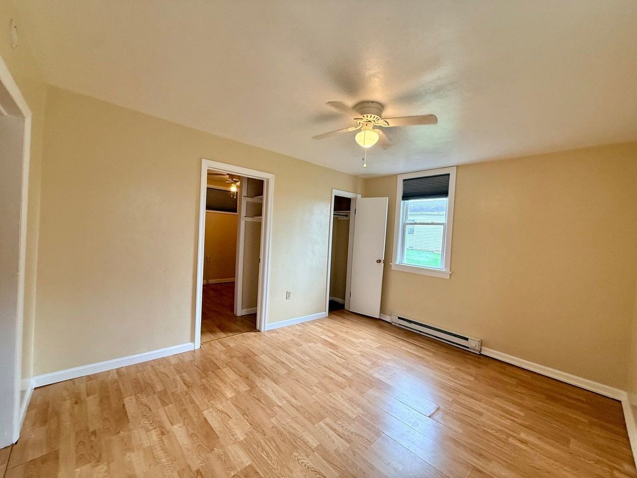 560 N Pine St #3 - Photo 4 of 17