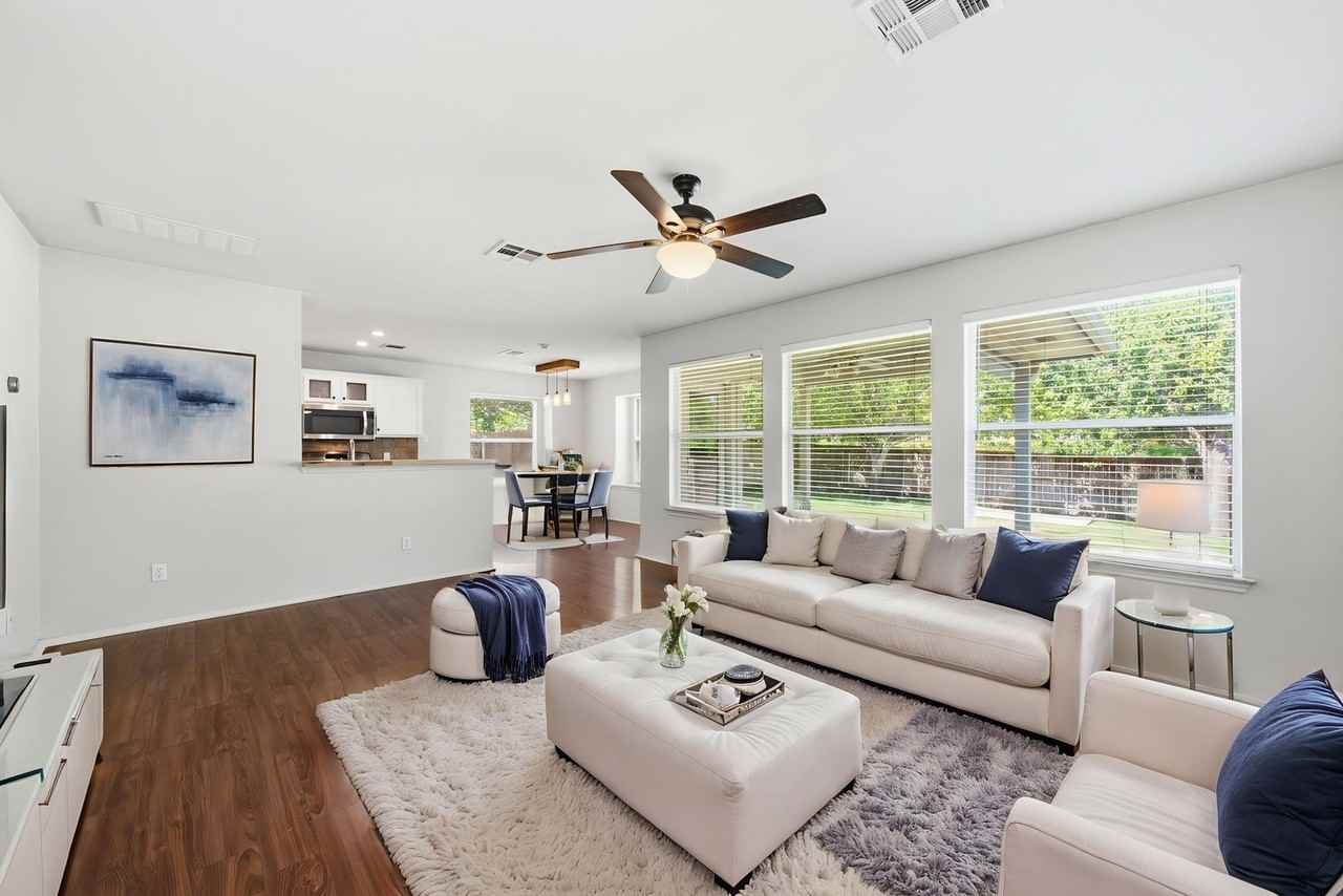 1506 Fort Lloyd Pl - Photo 3 of 50