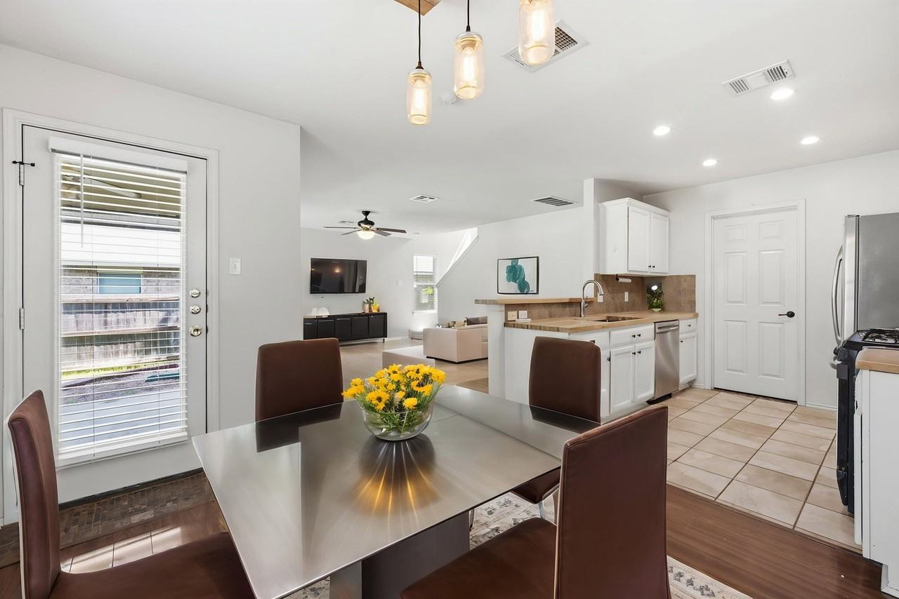 1506 Fort Lloyd Pl - Photo 7 of 50