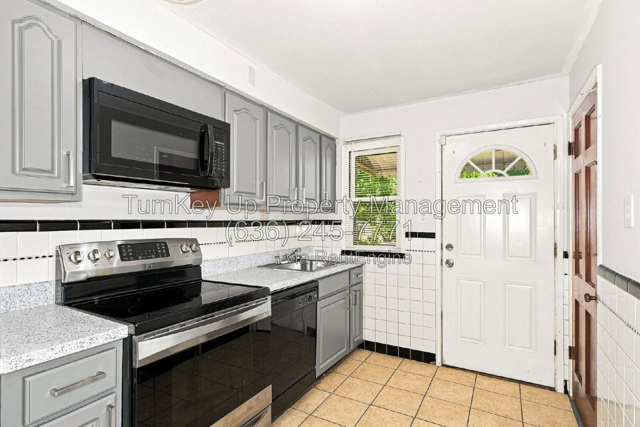 8234 Airport Rd - Photo 3 of 17