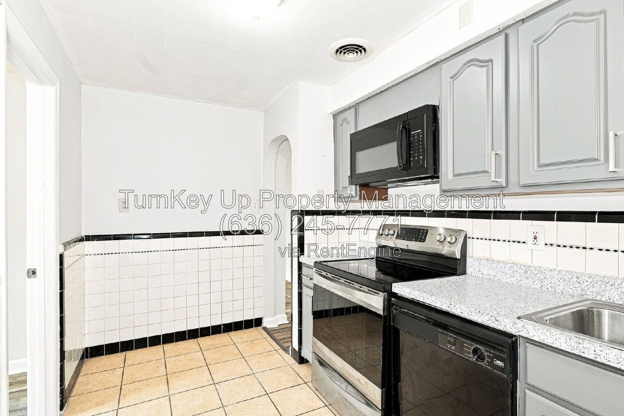 8234 Airport Rd - Photo 4 of 17