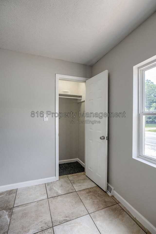 8718 Winner Rd - Photo 4 of 21