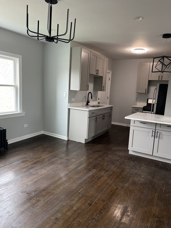 30 -32 West 82nd Street, Chicago, IL USA #2E - Photo 6 of 9